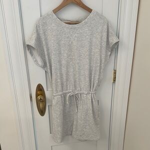 Gray Short Sleeve romper - M